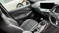 Nissan Juke 1.0 DiG-T N-Connecta 5dr Petrol Hatchback